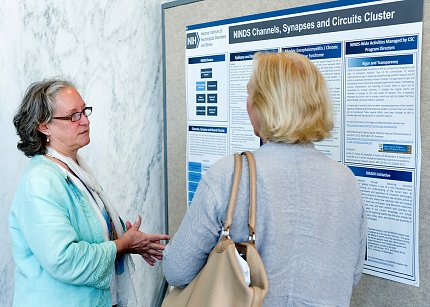 Dr. Whittemore presents a poster on the institute’s channels