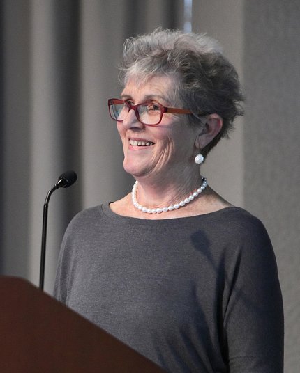 Dr. Barbara Lipska discusses ordeal with cancer at NIMH lecture series.