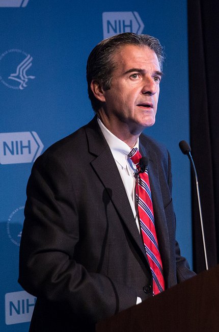 Stratakis speaking at the podium