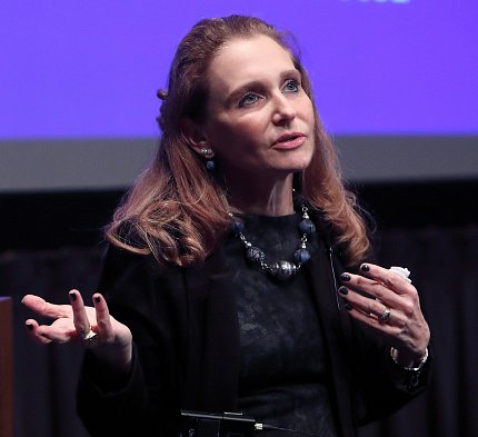 Knaul responds to a question from the audience