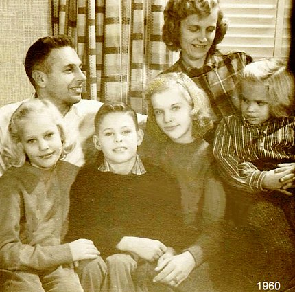 Aged sepia photo of the Gardner family of 6, in 1960