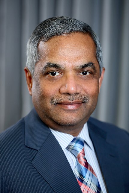 head and shoulders of Prakash