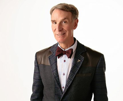 Head shot of Nye, wearing a tuxedo