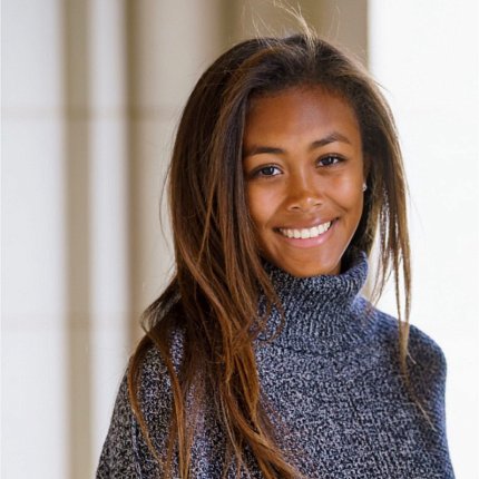 Headshot of Zene Howard