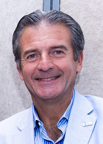 head shot of Dr. Constantine Stratakis
