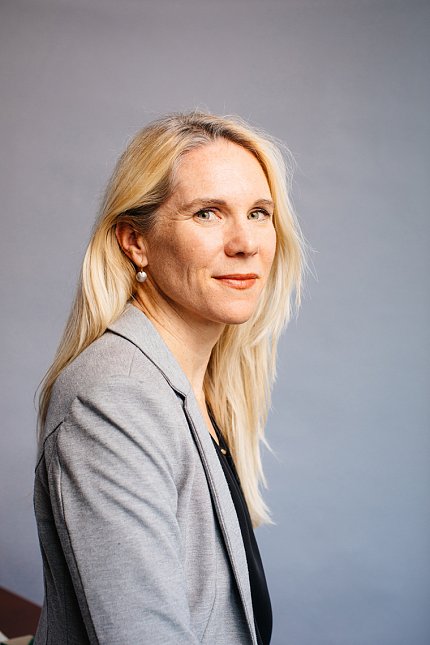 Dr. Britt Glaunsinger