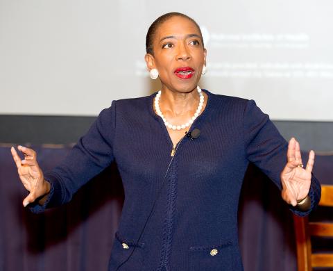 Carla Harris speaks at NIH.