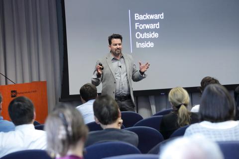 Olivet speaks at NIH.