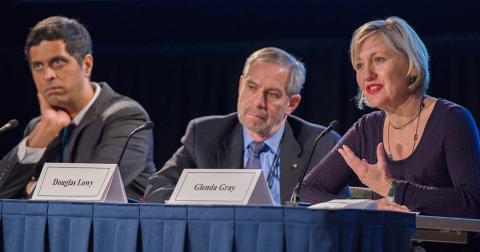 Dr. Satish Gopal, Dr. Douglas Lowy and Dr. Glenda Gray.