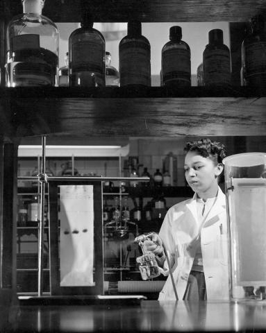 B&amp;W image of Hayden in lab