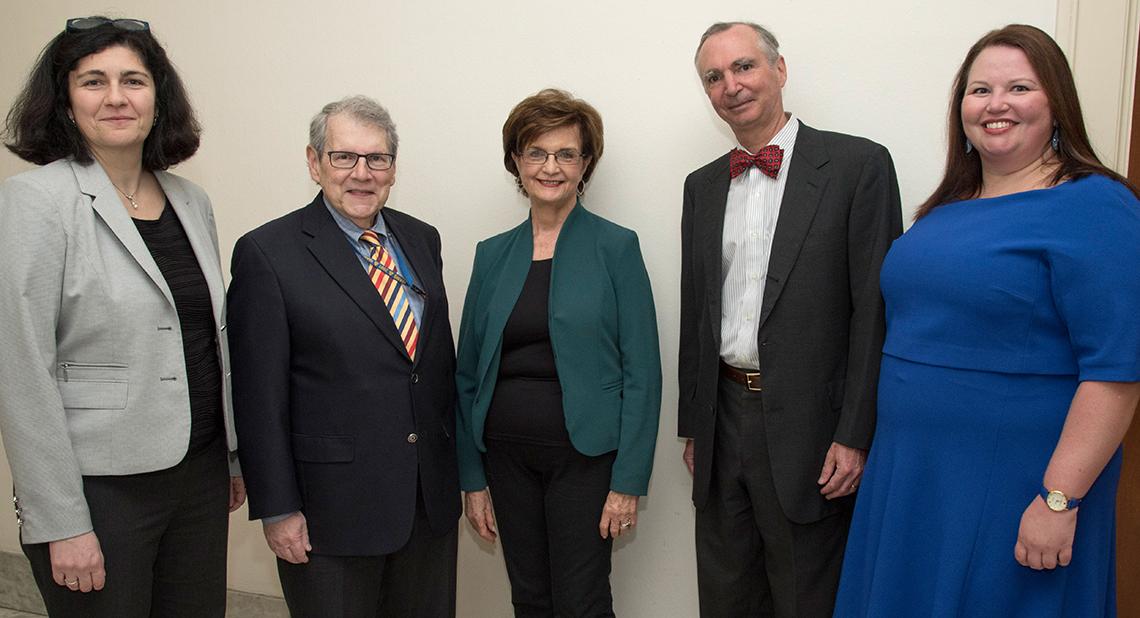 Katz and Carter of NIAMS pose with lupus research advocates