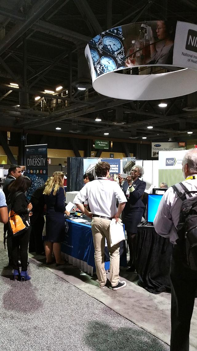 Dr. Valantine speaks to students.