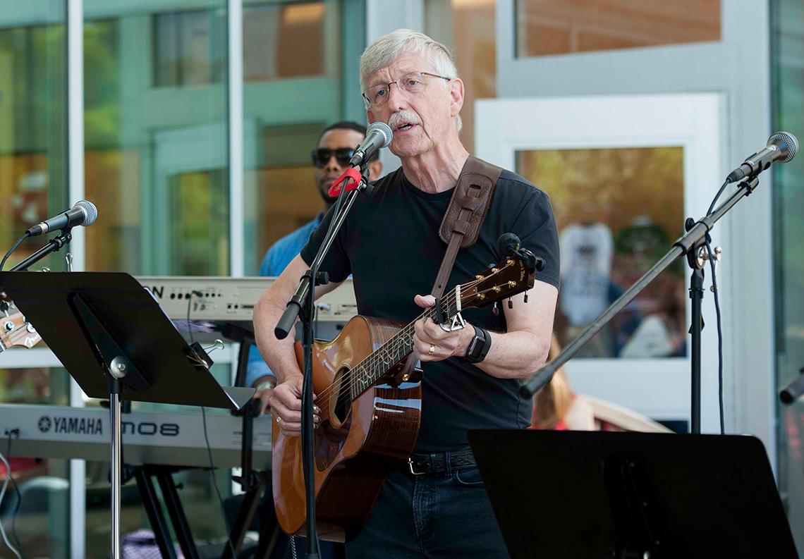 NIH director Dr. Francis Collins delivers a tune.