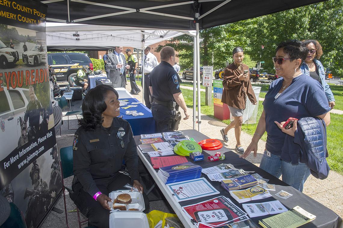 NIH female officer visits counterpart from Montgomery County.