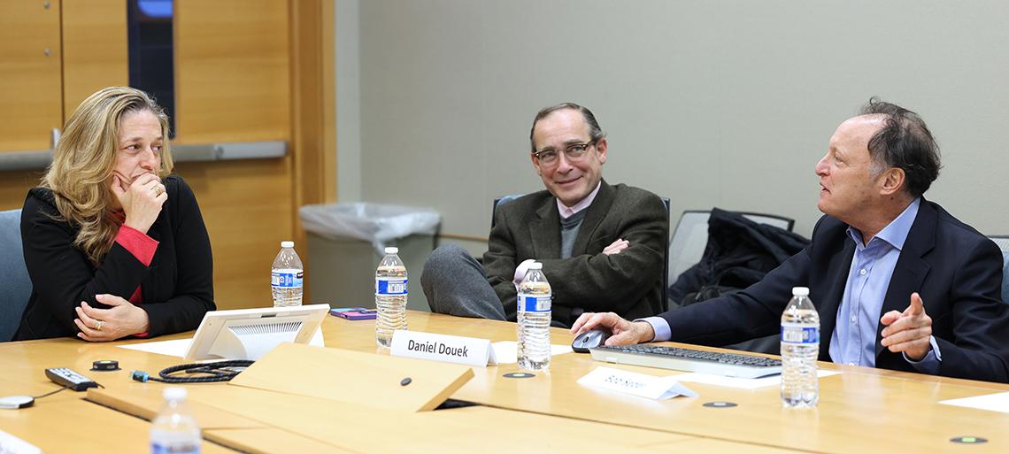 Alroy-Preis converses with VRC researchers.