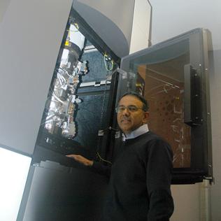 Dr. Subramaniam with his EM machine