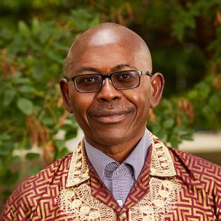 Rotimi head and shoulders