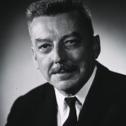 Brown, head and shoulders