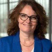 headshot of Dr. Erin Haynes