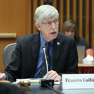 NIH director Dr. Francis Collins presides at ACD meeting