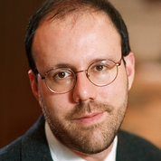 Dr. Michael Kremer. STEPHANIE MITCHELL/HARVARD UNIVERSITY
