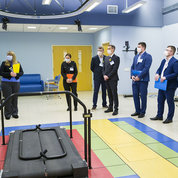 The delegation learns about NIH’s biomechanics equipment in the rehab lab. PHOTO: Daniel Soñé