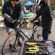 A mechanic inspects a bike. PHOTO: CHIA-CHI CHARLIE CHANG